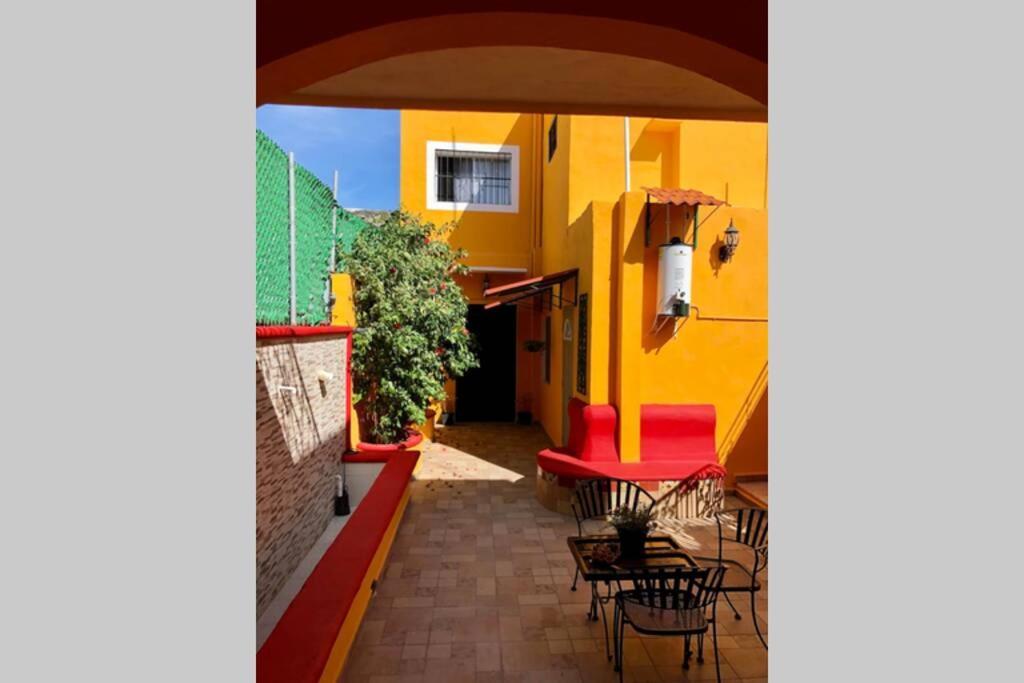 Casa El Flamboyan Dentro De La Ciudad Amurallada كامبيش المظهر الخارجي الصورة